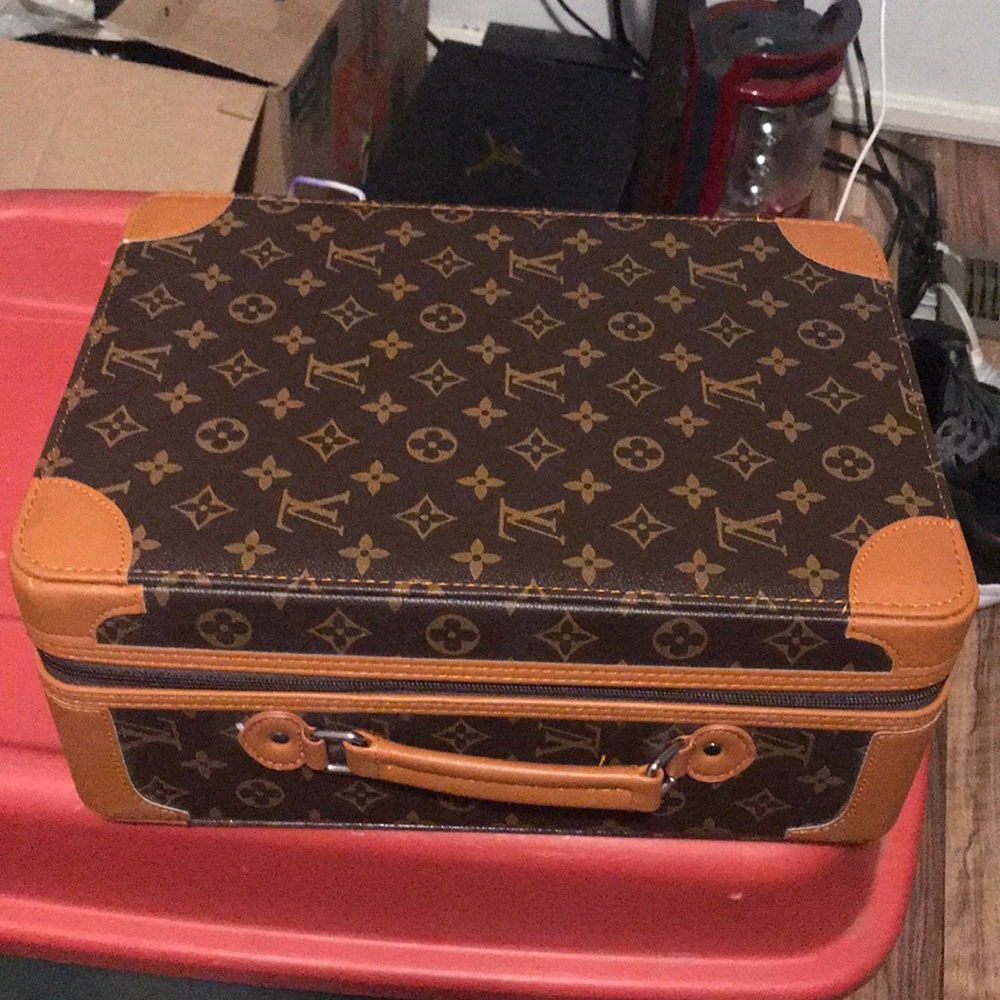 Louis Vuitton & Air Jordan 1 size 12M Brand new!!!